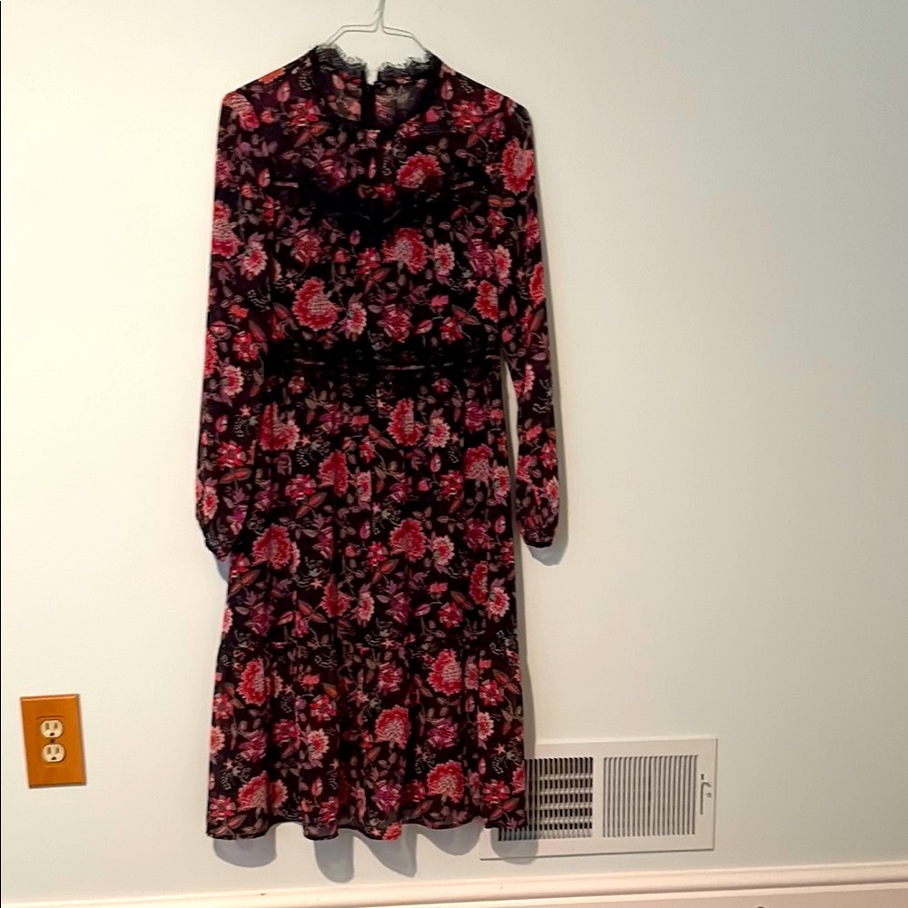 Nine West Pink Mock Neck Bishop Sleeve Dress in excellent condition.